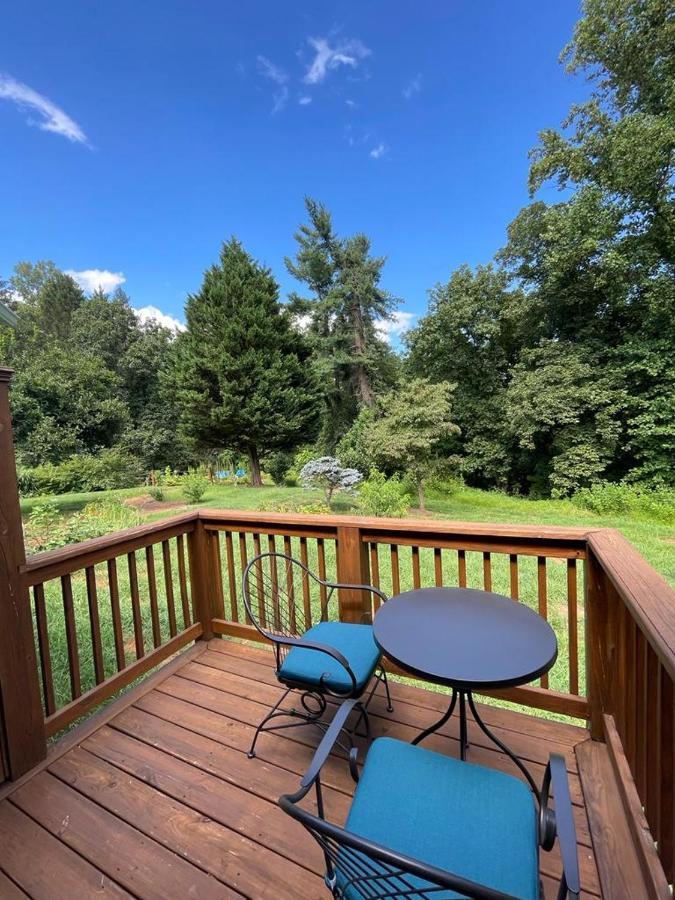 Apartmán Sonsak - Unit 3 Charlottesville Exteriér fotografie